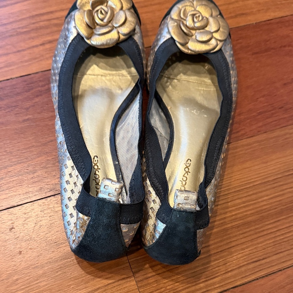 Metallic Gold Floral Toe Ballet Flats with Black Trim